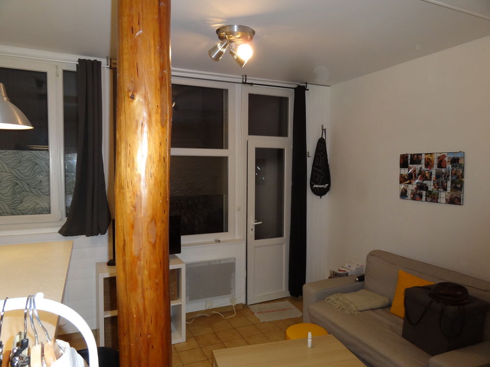Location Appartement Studio 24,69 m2 vide avec garage a Paris 14 Paris 14