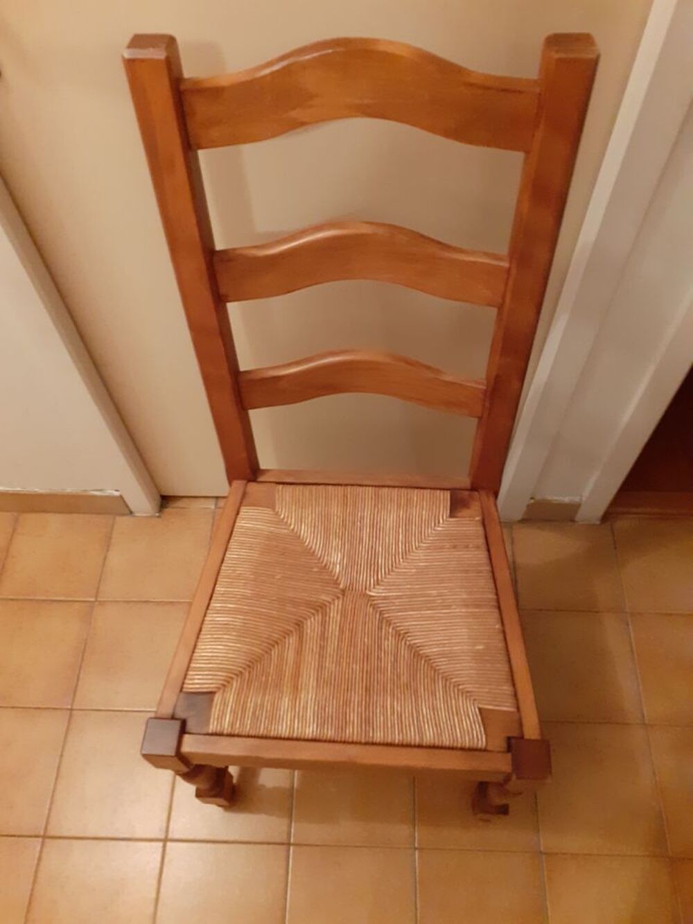 Vend 6 chaises en ch&ecirc;ne Meubles