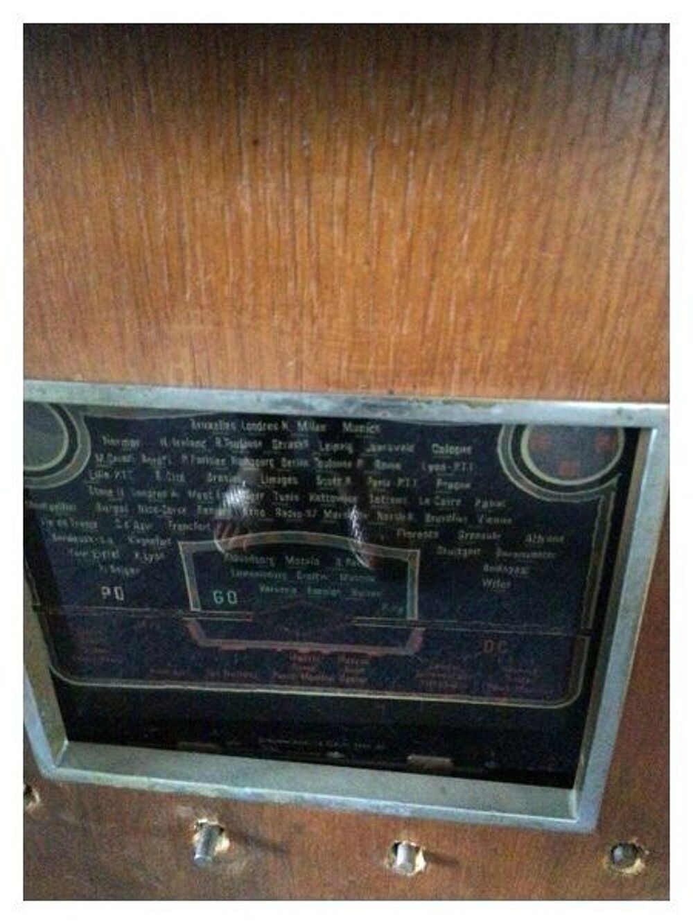Meuble ancien radio et disques Meubles