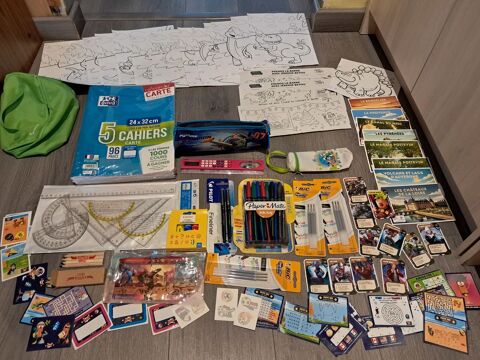 5 cahiers oxford neuf 2 pilot 26 stylos 9 recharches bic... Saint-Menges (08)