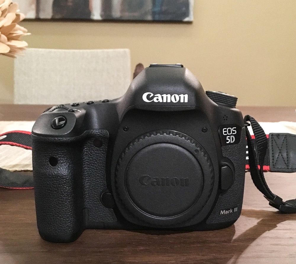 Canon EOS 5D MARK III avec objectif Canon Photos/Video/TV
