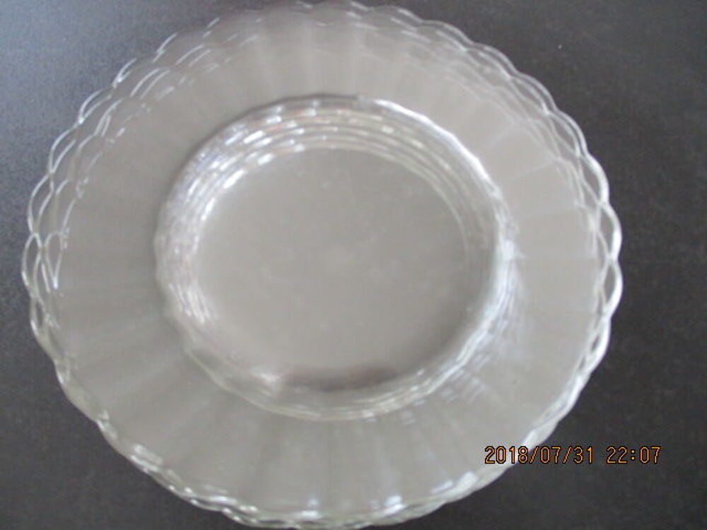 assiettes arcopal Décoration