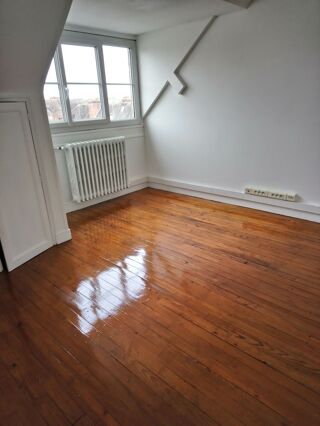  Appartement � louer 5 pi�ces 80 m�