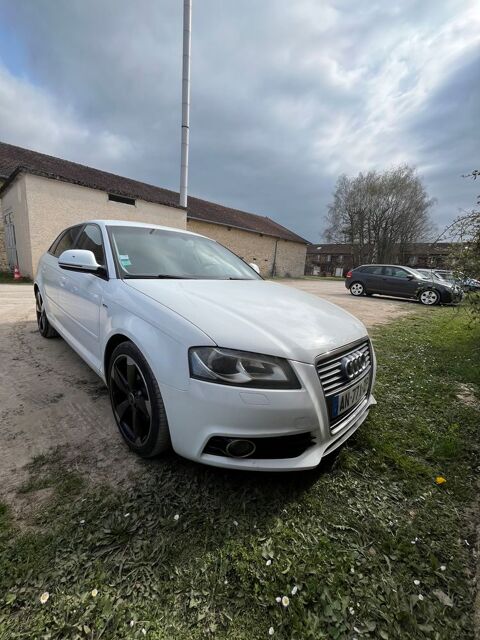 Audi A3 Sportback 1.6 TDI 105 DPF S line 2010 occasion Beaune 21200