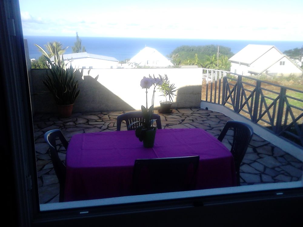   F2 Saint-Joseph île de la Réunion Vacances  / Offres de location 