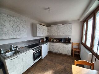 Vente Appartement SAINT JEAN DE MAURIENNE Proximité Collège et Lycée T4 spacieux 84 m2 + Grand balcon Saint-jean-de-maurienne