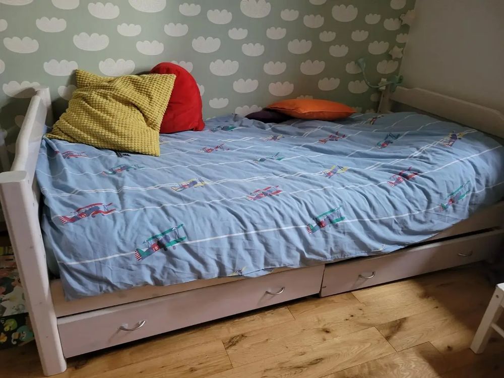 - Lit enfant 1 place bois avec matelas et tirrois Meubles