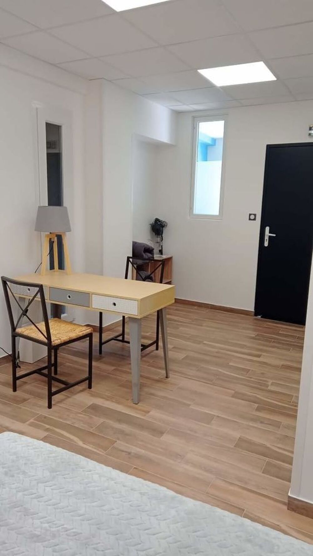 Location Autre Bureau partagé pour professionnel de soin ou de bien-être Villebarou