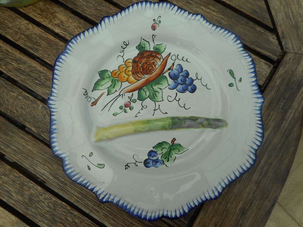 Assiette &agrave; asperges "Renoleau" Décoration