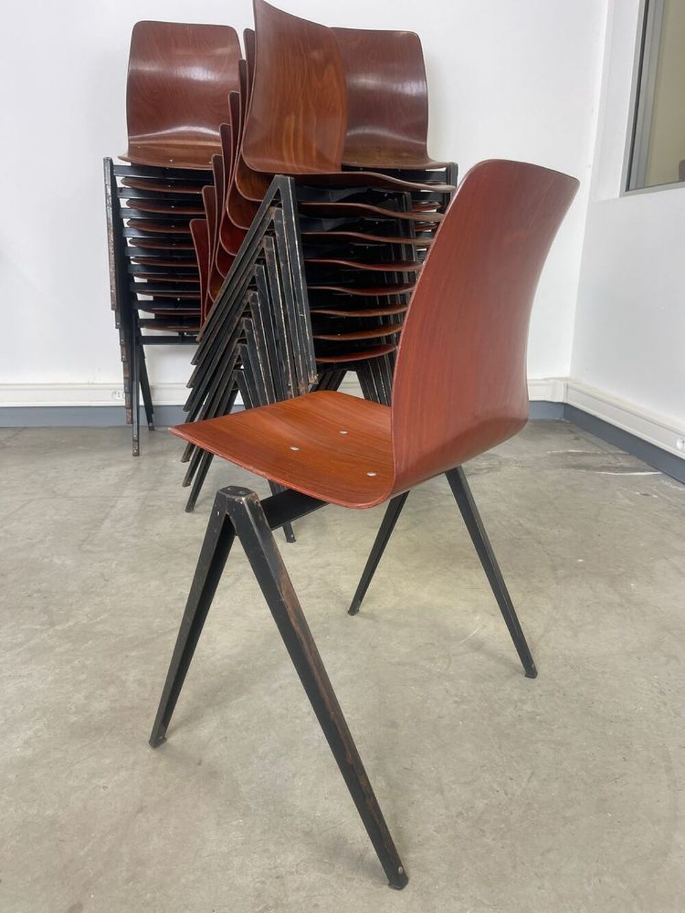 Lot de 29 chaises Galvanitas s22 ann&eacute;es 60 Pays-Bas Meubles