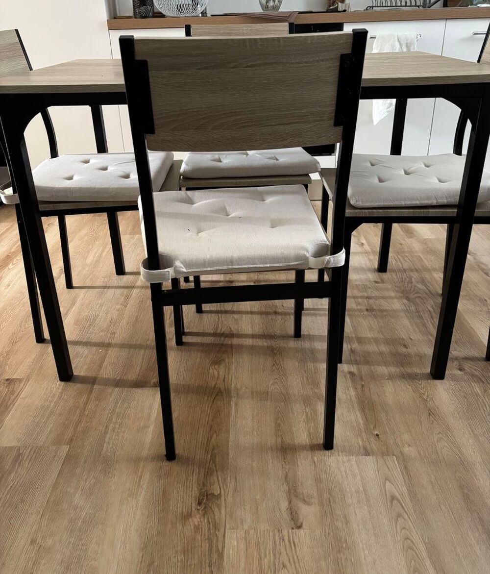 Table et chaises Meubles
