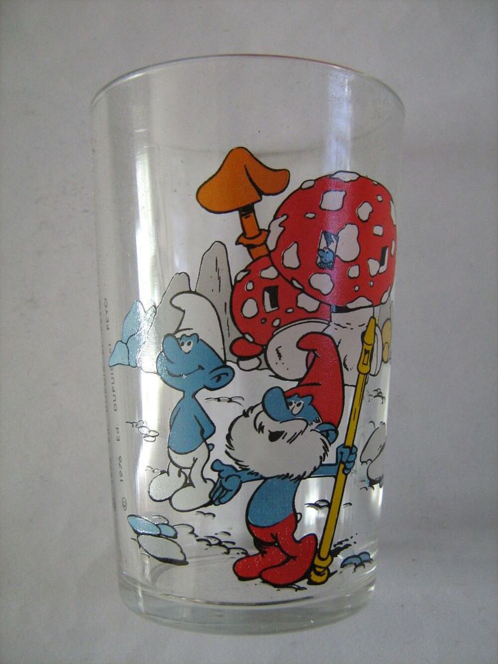 VERRE A MOUTARDE PUBLICITAIRE DECORE BD SCHTROUMPF --- GRAND 