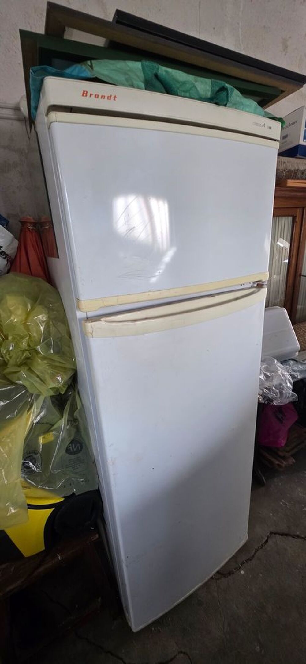 DONNE REFRIGERATEUR EN ETAT DE MARCHE 
Electroménager