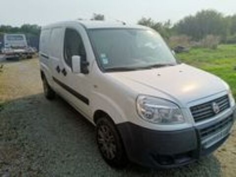 Doblo DOBLO CARGO TOLE MAXI 1.9 MULTIJET 8V PACK CD CLIM 2009 occasion 44320 Saint-Viaud