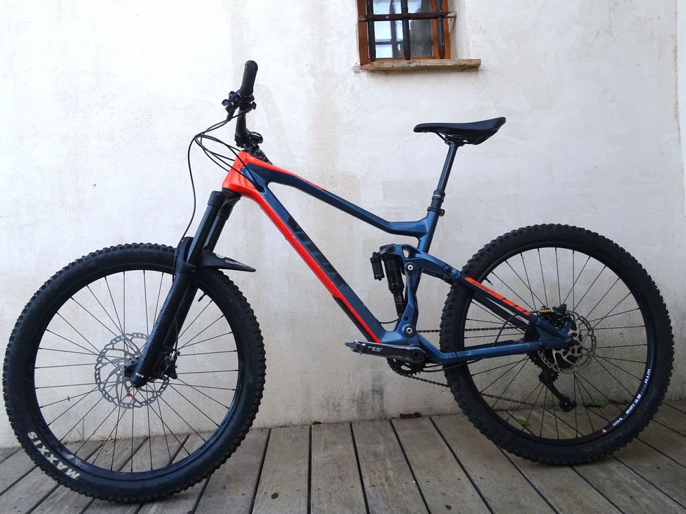 Achetez vtt enduro vitus occasion annonce vente La Londe les