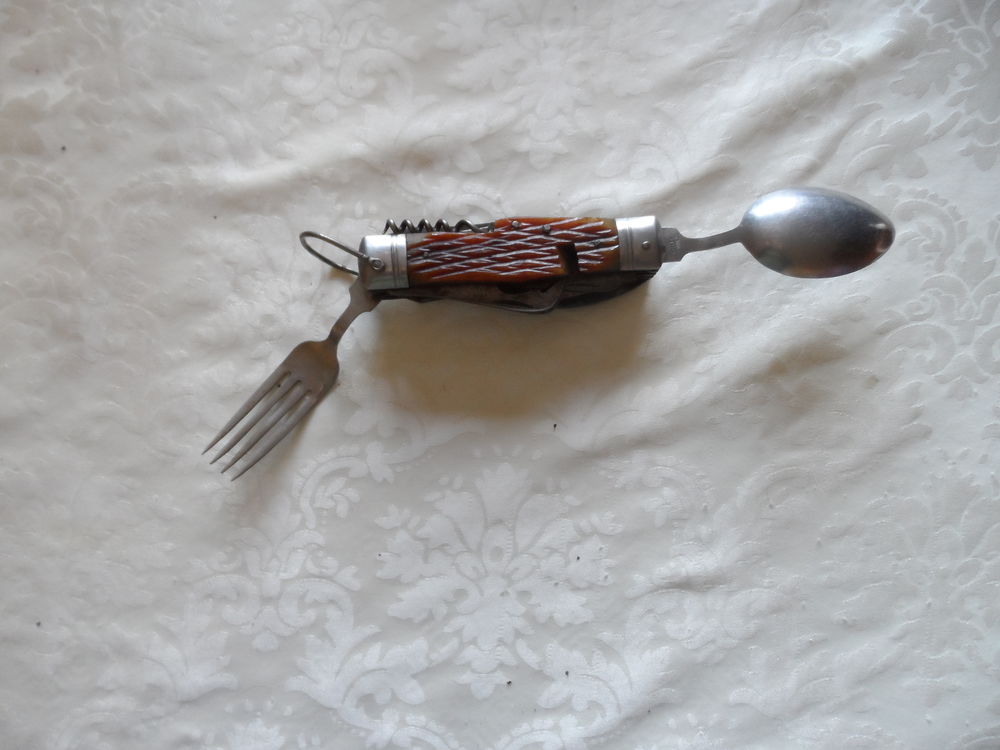 COUTEAU MANUFRANCE 