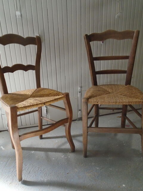 2 chaises de cuisine 20 Luçon (85)
