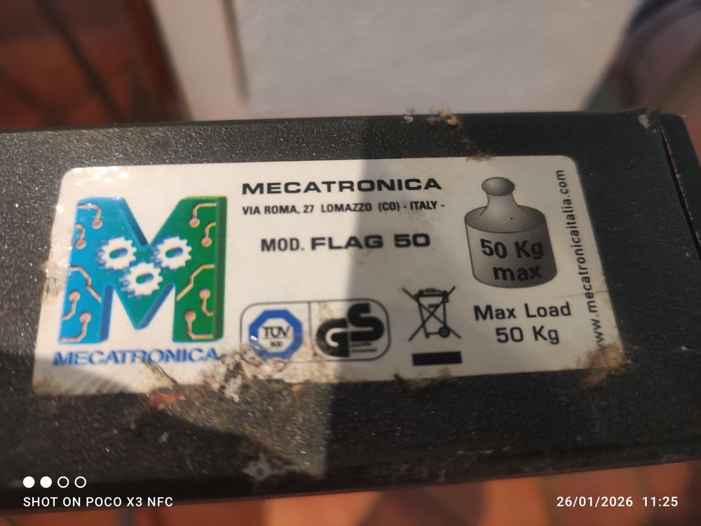 Support mural TV MECATRONICA FLAG 50 Audio et hifi