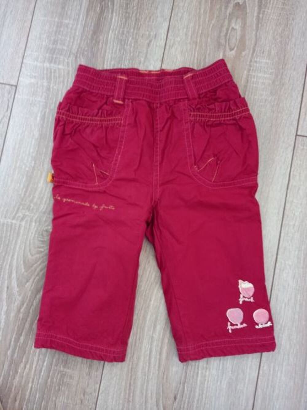 Pantalon marque Tissa&iuml;a rouge 6 mois Vêtements enfants