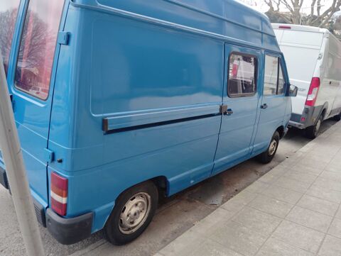 Renault trafic 2.0 D Confort (9pl)