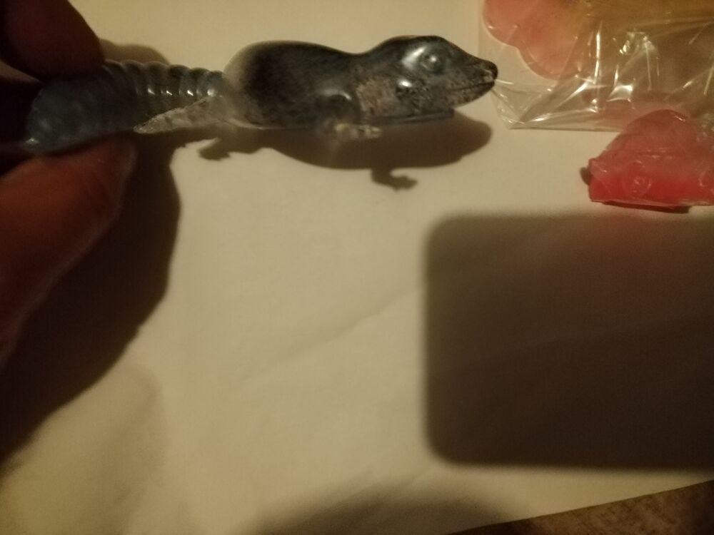 Animaux en r&eacute;sine et dessous de verre et plateau en r&eacute;sine Décoration