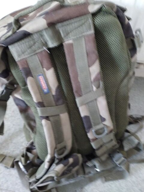 sac Camouflage 30L 20 Jouy-le-Potier (45)