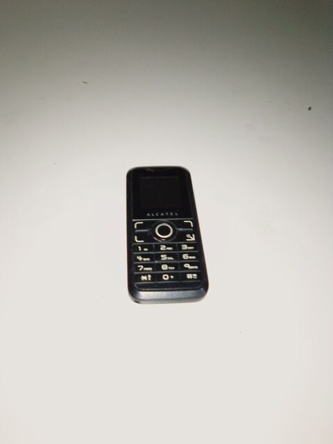 Téléphone portable couleur noir 10 Lille (59)