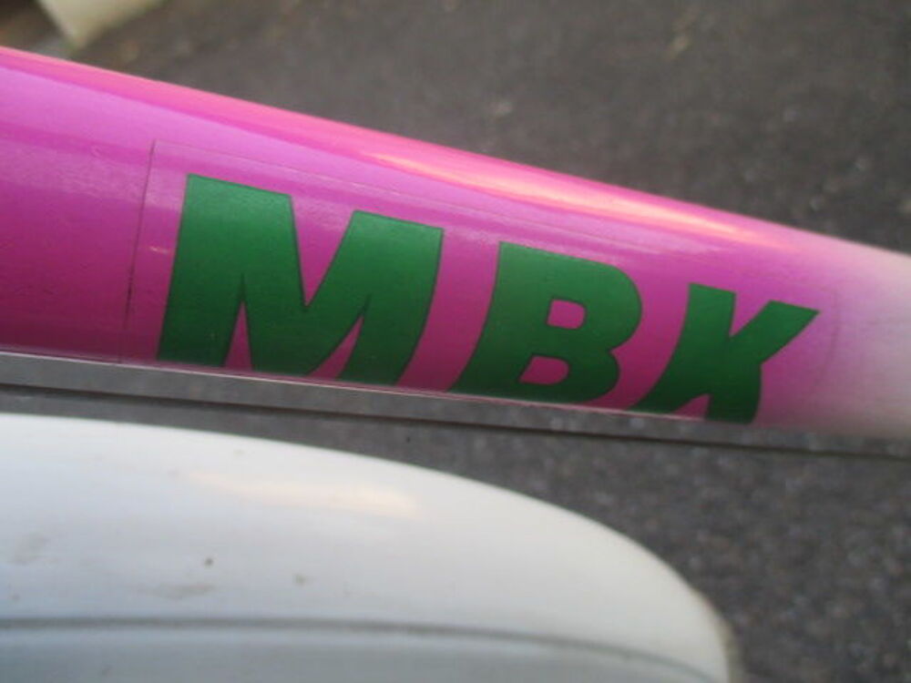 SUPERBE VELO DE MARQUE MBK MODELE " BAROUDEUR " Vélos