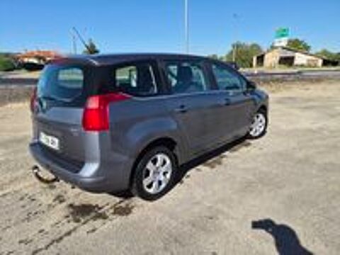 5008 1.6 e-HDi 112ch FAP BMP6 BLUE LION Business Pack 5pl 2011 occasion 82000 Montauban