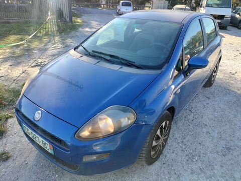 Annonce voiture Fiat Punto 3490 €