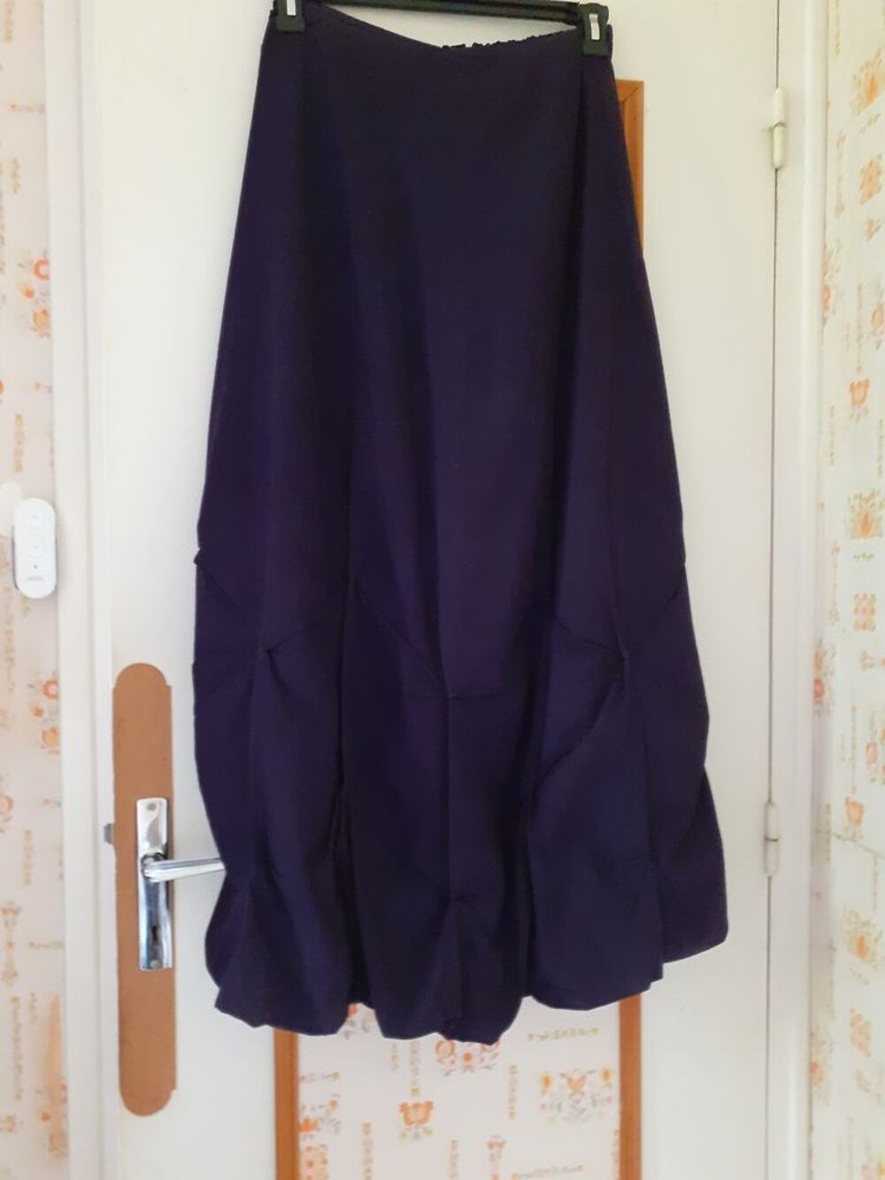 Lot de jupes, bon &eacute;tat Vêtements