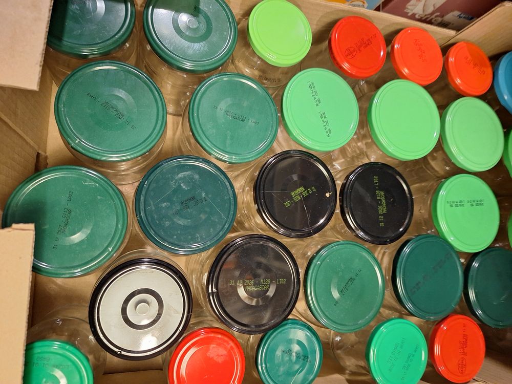 BOCAUX VERRE. 
Id&eacute;al pour conserves, confitures ou autres.
Cuisine