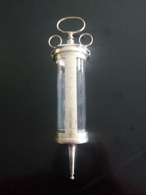 Seringue en verre plaque argent 0 Baurech (33)