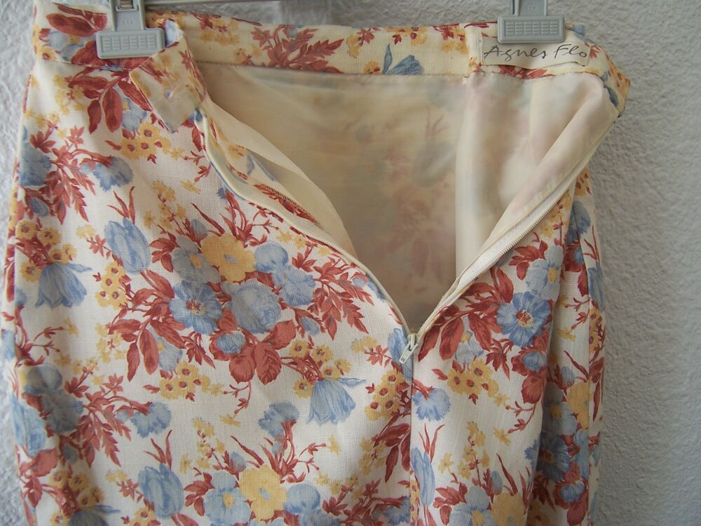 Ensemble veste/jupe fleurie Vêtements