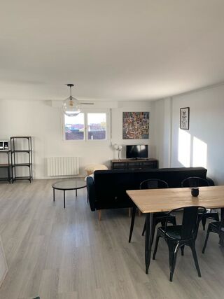  Appartement à louer 3 pièces 68 m²