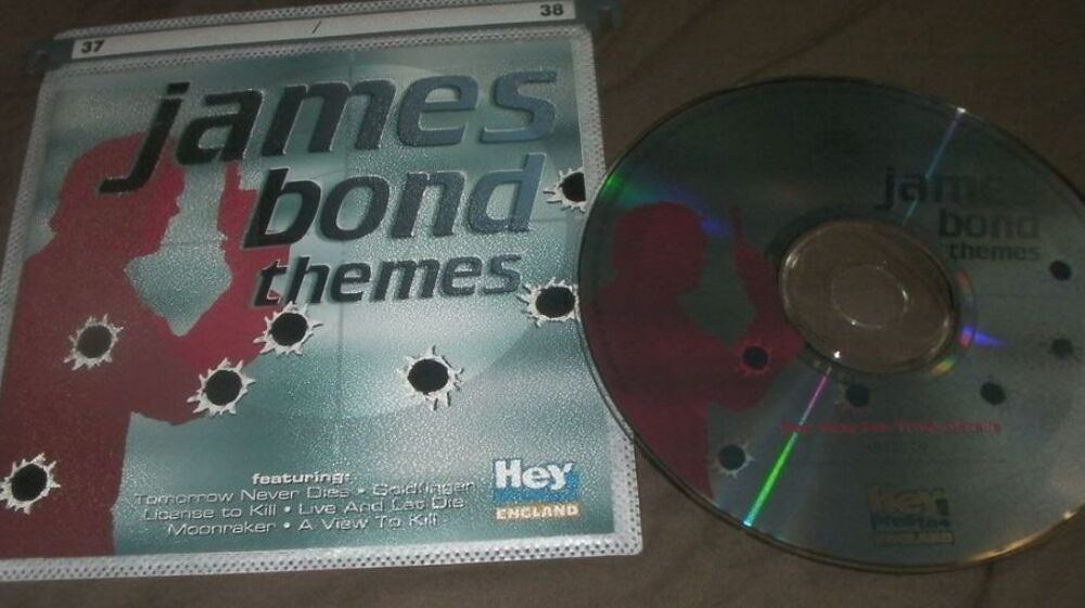 6€ CD musique de James Bond CD et vinyles
