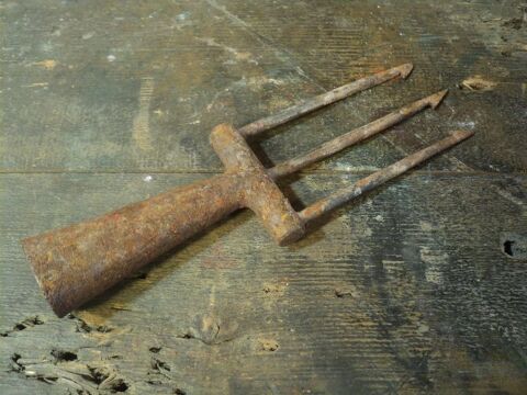  Ancienne Fo�ne Fou�ne Outils P�che Fourche � Anguille XIXe 35 Loches (37)