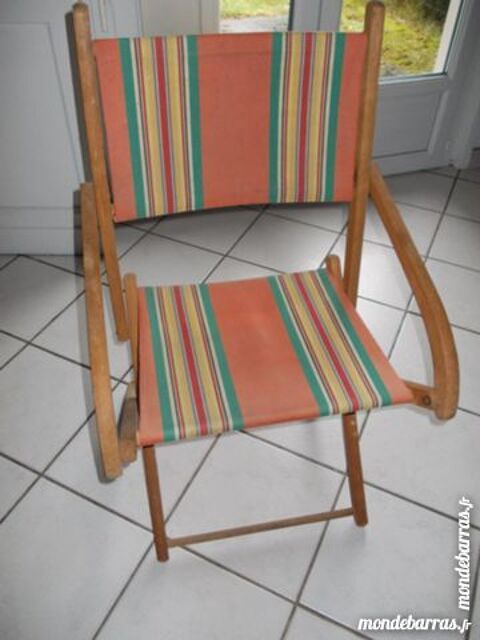 2 CHAISES EN TOILE 50 Saint-Jean-d'Angly (17)