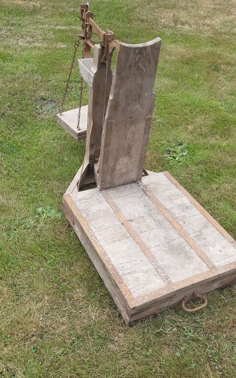 Ancienne balance � bascule 30 Sainte-Anne-sur-Brivet (44)