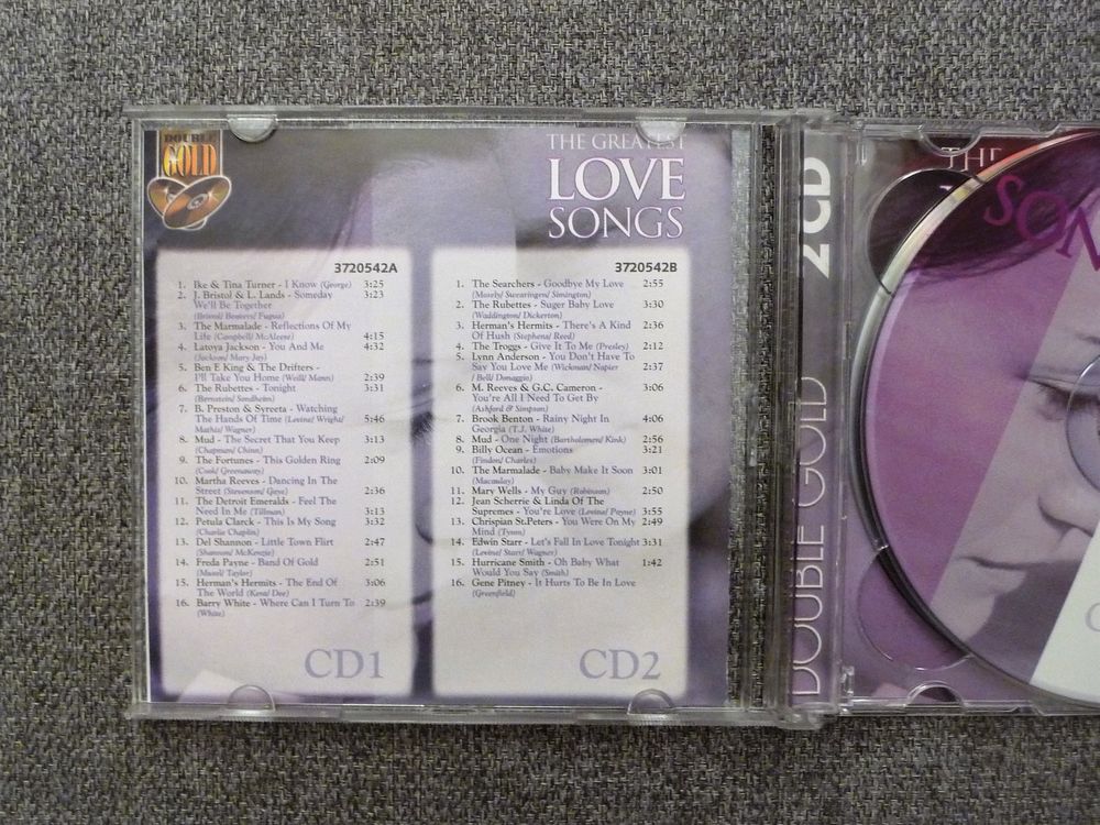 The Greatest Love Songs- 2 CD- 32 Chansons- Double Gold CD et vinyles