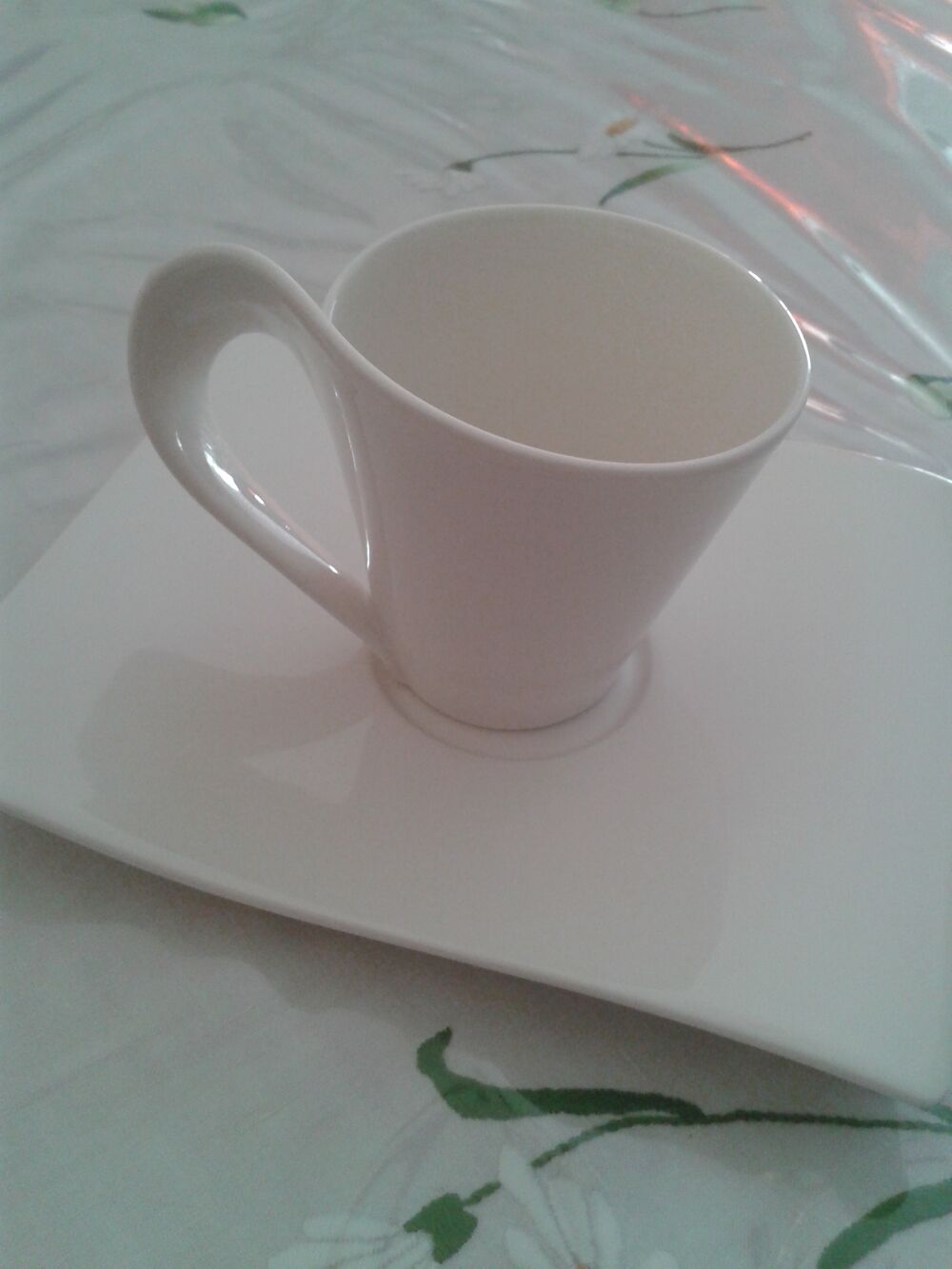 Tasse et soucoupe &agrave; caf&eacute; neuves Villeroy et Boch New Wave Cuisine