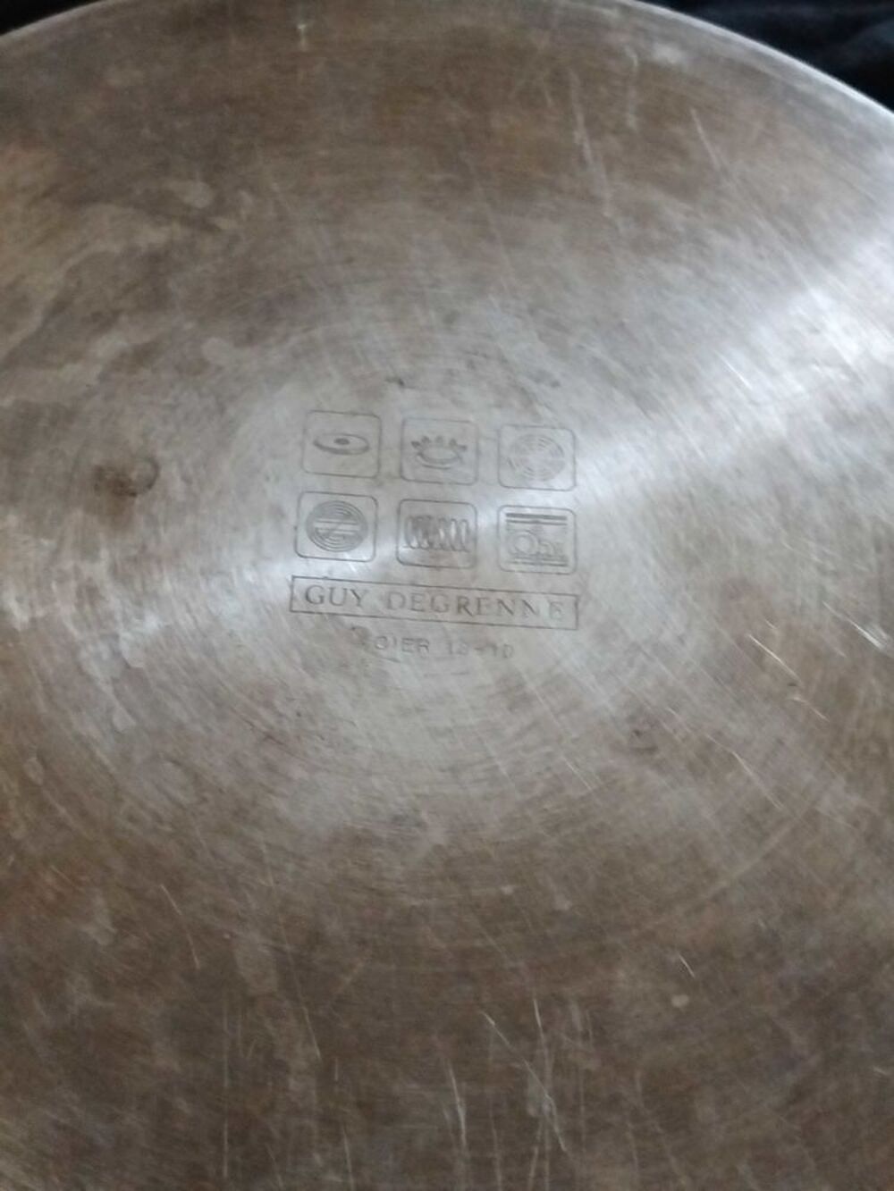 po&ecirc;le en acier Guy Degrenne Electrom�nager