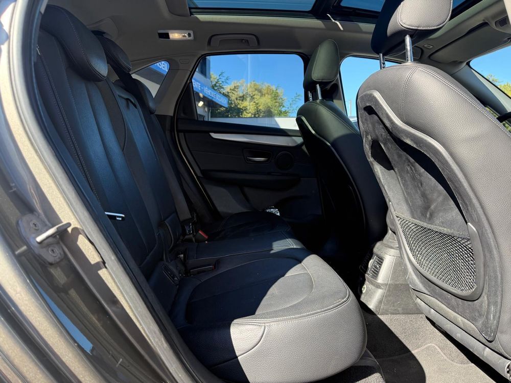 Serie 2 Active Tourer 218d 150 ch Luxury A 2014 occasion 33450 Montussan