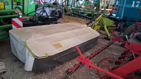 Faucheuse class 4000 33230 Gu�tres