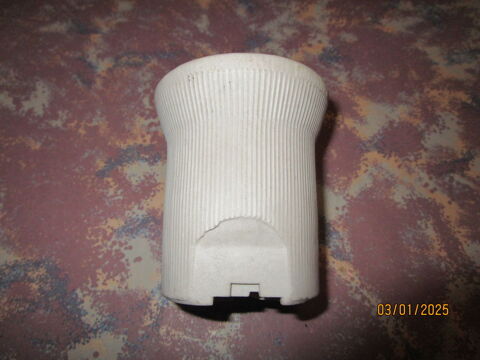 douille � vis E40 en porcelaine 8 Chanteloup-en-Brie (77)