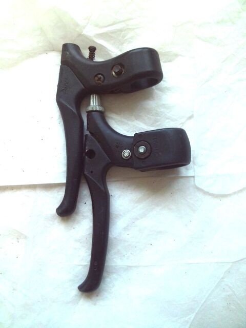 Leviers ou poign�es de freins 0 Villeurbanne (69)