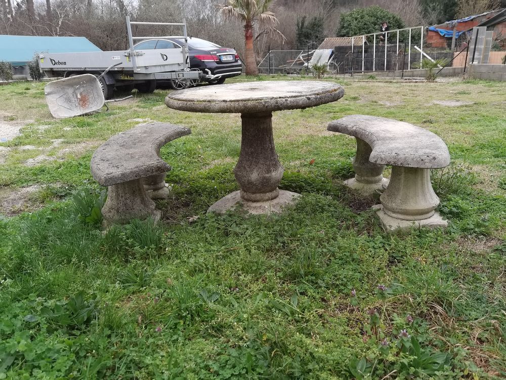 Table ronde de jardin Jardin