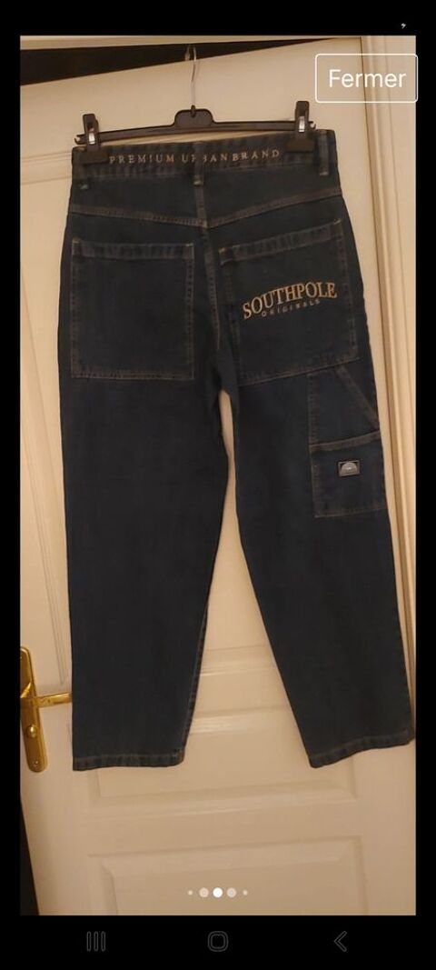 Jean denim baggy
Southpole taille
40 40 Le Plessis-Tr�vise (94)