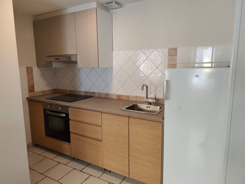   T2 45m2 meubl� - rez-de-chauss�e - refait neuf - 500m gare Appartement - 2 pi�ce(s) - 45 m�