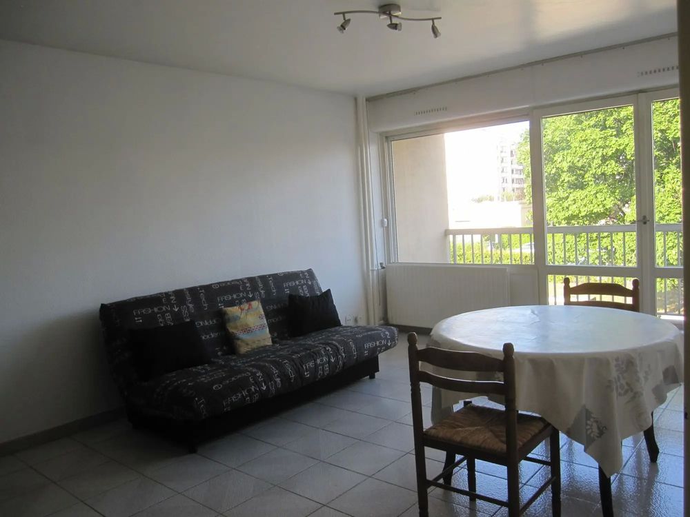 Location Appartement T3 meublé LYON 8-77 rue Bataille , idéal 2/3 étudiants Lyon 8